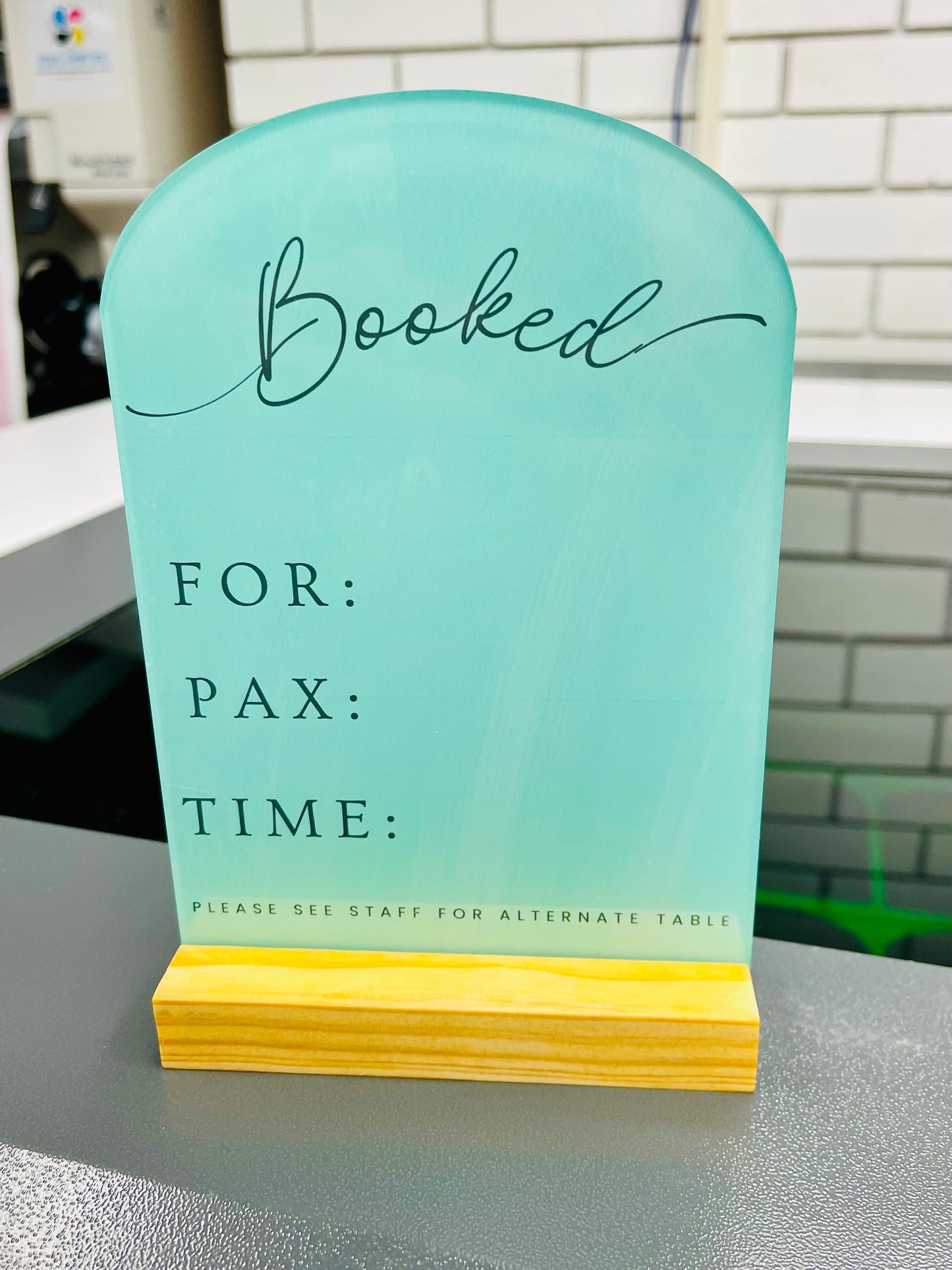 Reserved Sign Generic Classic Mint - RS018